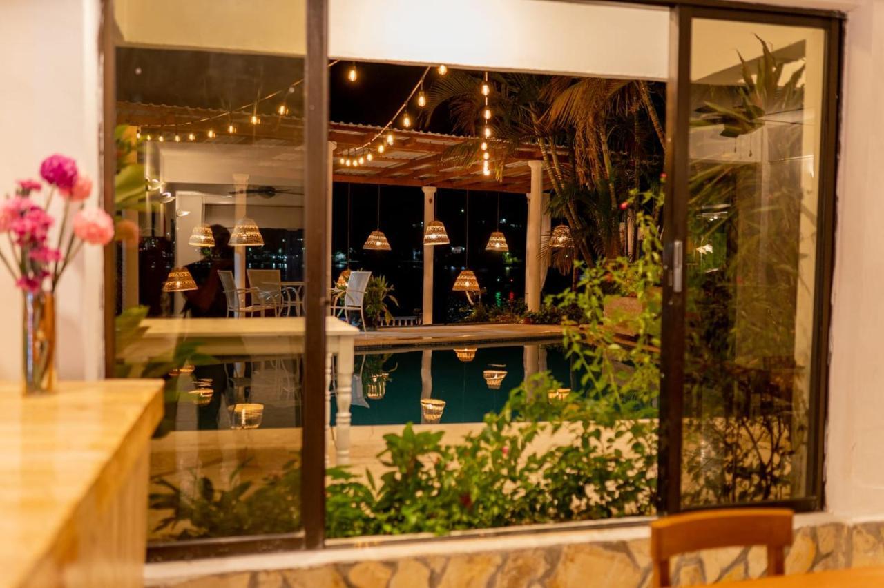 Hotel Sabana Flores Kültér fotó